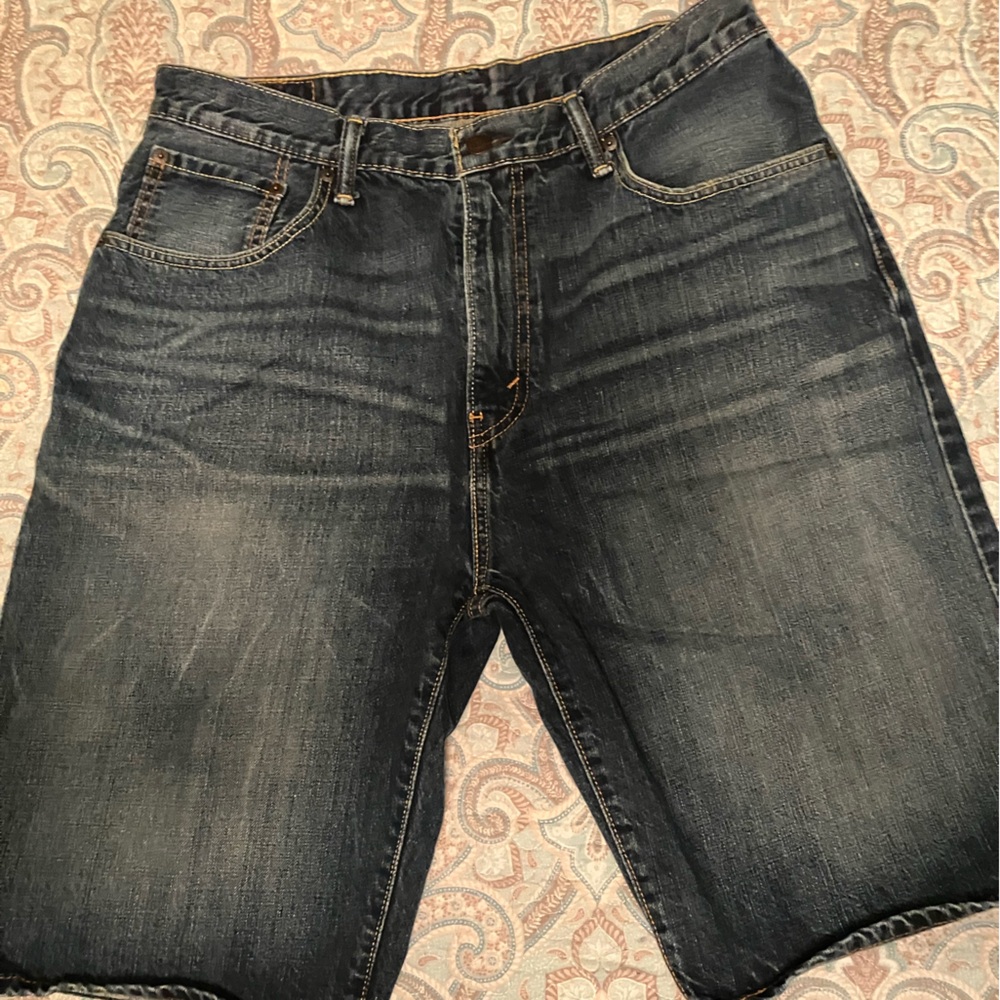 Men’s size 34 Levi’s shorts